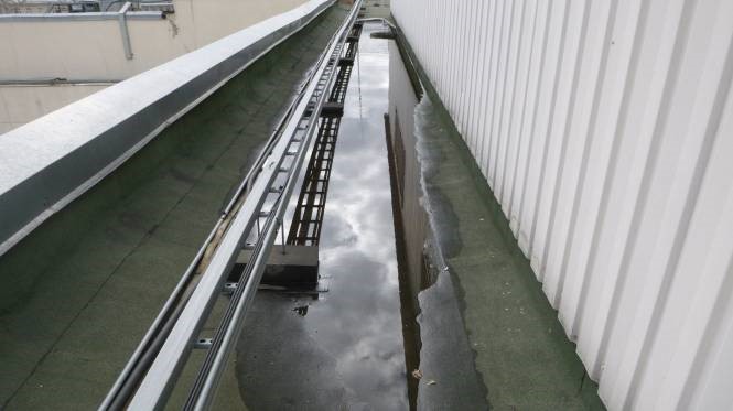 Экспертиза многоуровневой кровли шестиэтажного здания фото 1